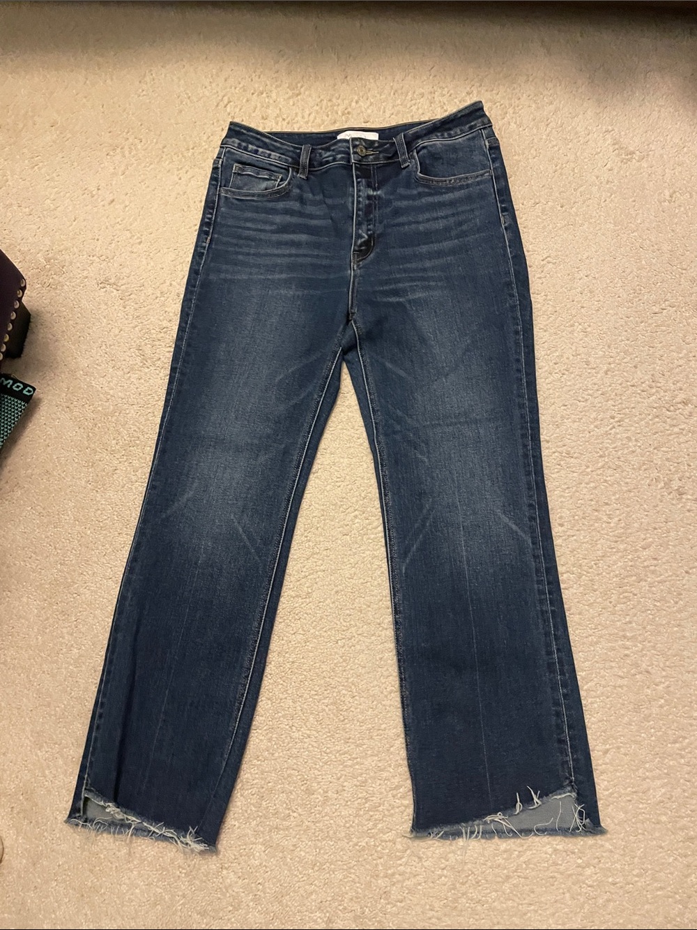 Straight Leg Women’s Jeans in Faded Blue - Classic Everyday Style - Picture 9 of 10